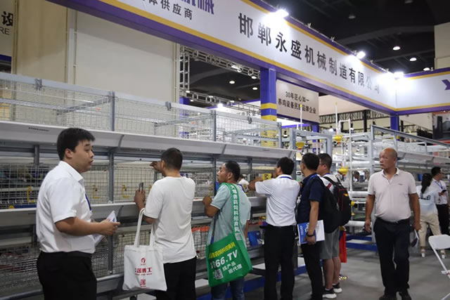 【品質源于專業】您的雞舍交給永盛機械吧！